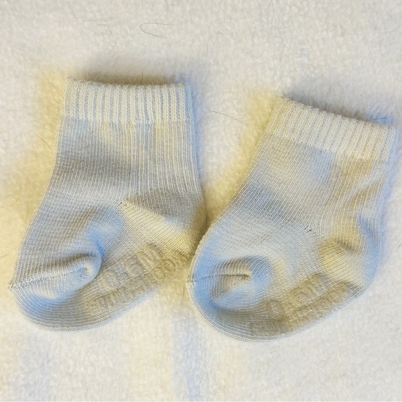 Lot of Seven Pairs of NEW Fruit of the Loom Baby Girl Socks, size 0-6 months - Picture 5 of 10